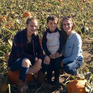 Meet your Posher, Julia